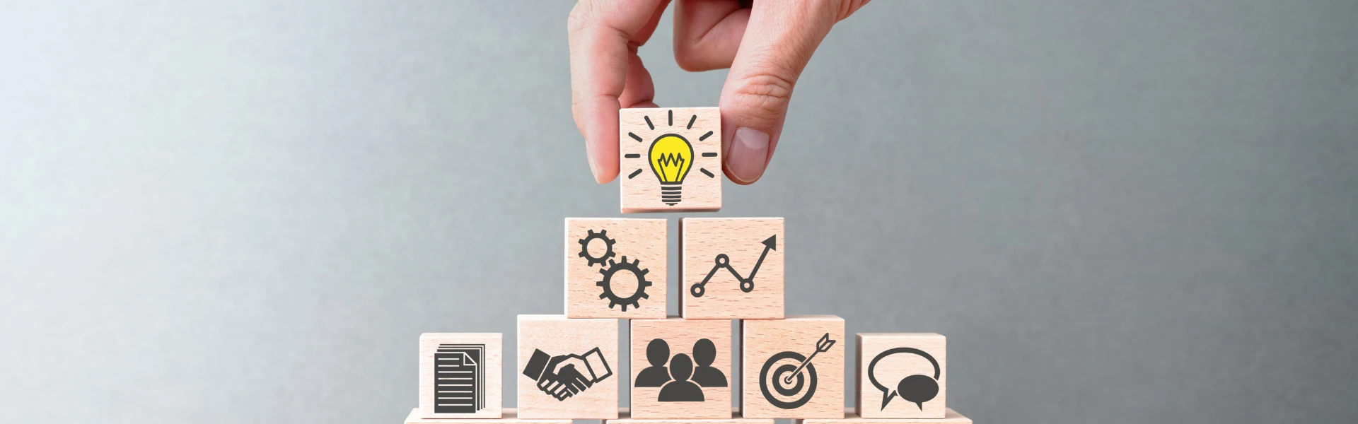 HotelsHR - Stop Fighting Fires Why Hotel Leaders Need Big-Picture Thinking to Drive Real Growth – HotelsHR Stop Fighting Fires: Why Hotel Leaders Need Big-Picture Thinking to Drive Real Growth